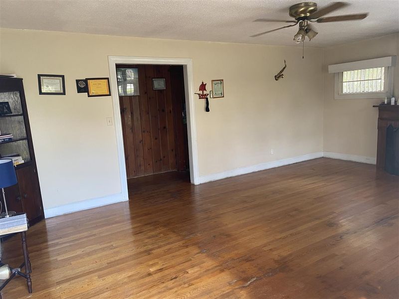 114 Strickland Dr, Smithfield, NC 27577