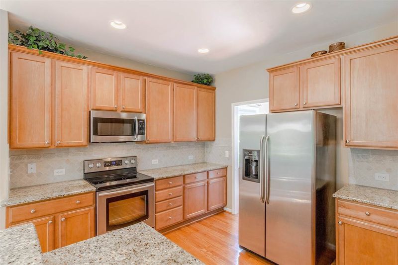 114 Timber Hitch Rd, Cary, NC 27513