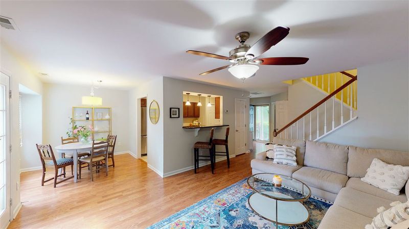 114 Timber Ridge Dr, Durham, NC 27713