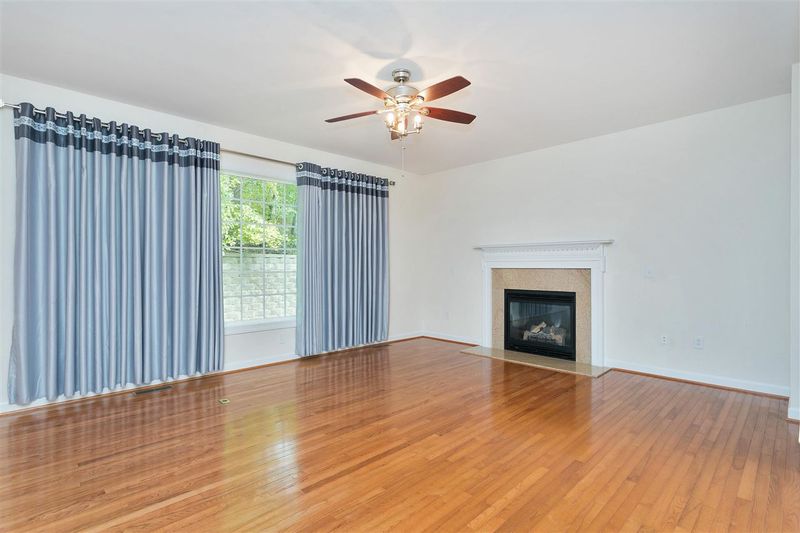 114 Trinity Grove Dr, Cary, NC 27513