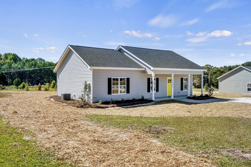 1140 Landmark Rd, Willow Springs, NC 27592