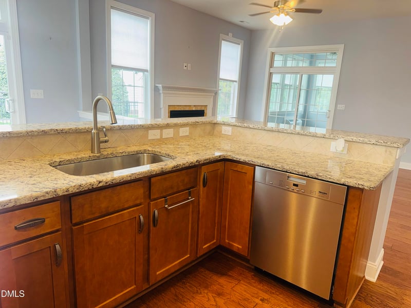 11401 Emerald Creek Dr, Raleigh, NC 27617