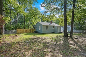 1141 Acorn St, Fayetteville, NC 28303