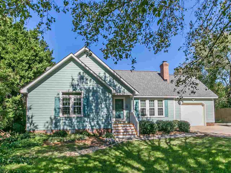 1141 Buttercup Ln, Wake Forest, NC 27587