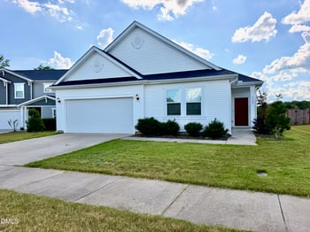 1141 Noor Ln, Fuquay Varina, NC 27526