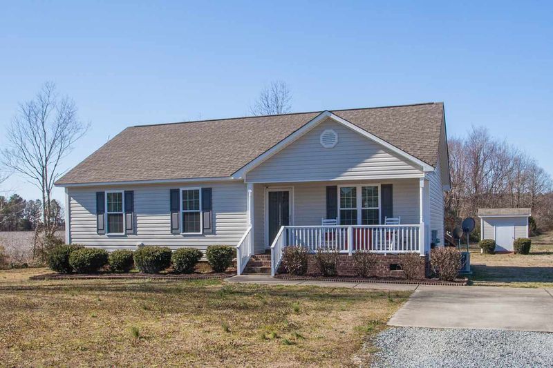 11424 Raleigh Rd, Four Oaks, NC 27524