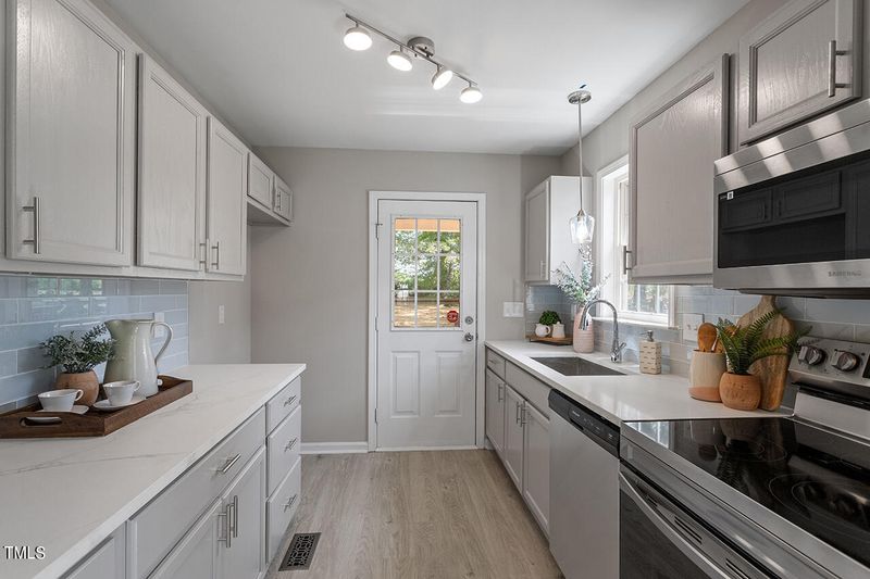 1143 Ricochet Dr, Raleigh, NC 27610
