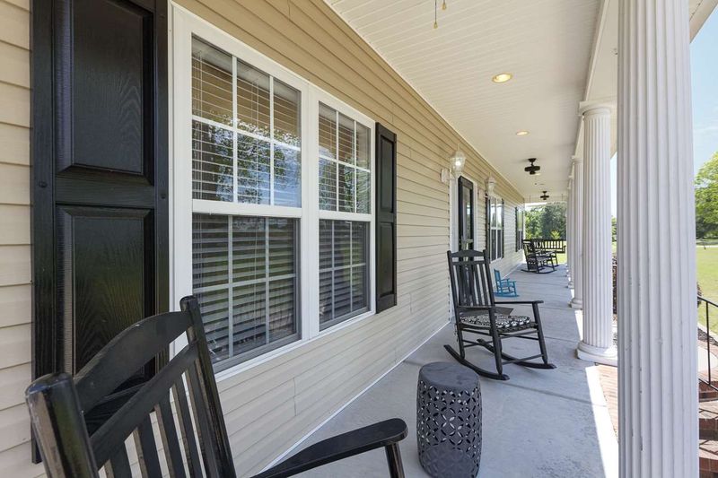 1144 B H Parrish Rd, Benson, NC 27504