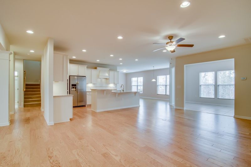 1144 Gaston Manor Dr, Durham, NC 27703