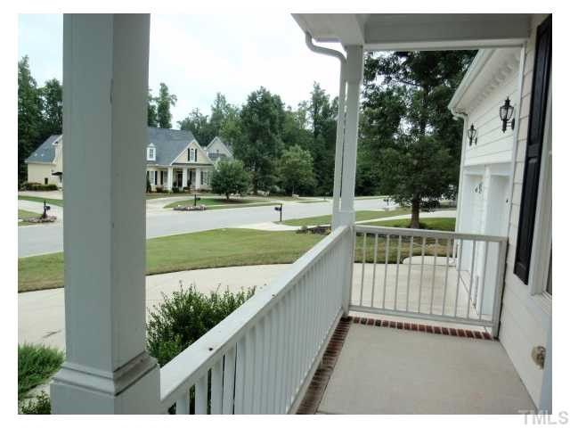 1144 Neuse Ridge Dr, Clayton, NC 27527