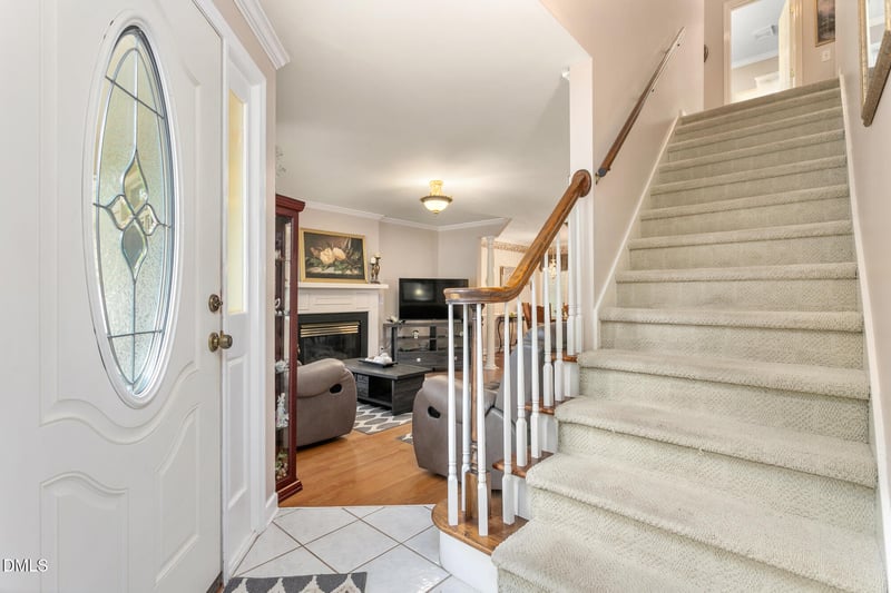 1144 Newberry Dr, Mebane, NC 27302