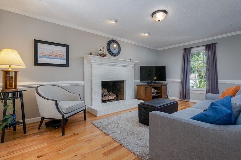 1144 Penselwood Dr, Raleigh, NC 27604