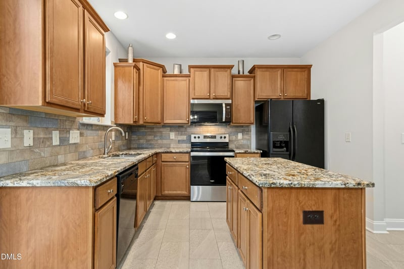 1144 Shasta Daisy Dr, Wake Forest, NC 27587