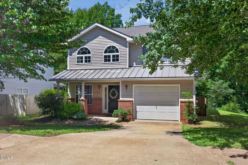 1145 Briarwood Dr, Mebane, NC 27302