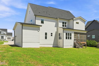 1145 Duke Farm Dr, Wake Forest, NC 27587
