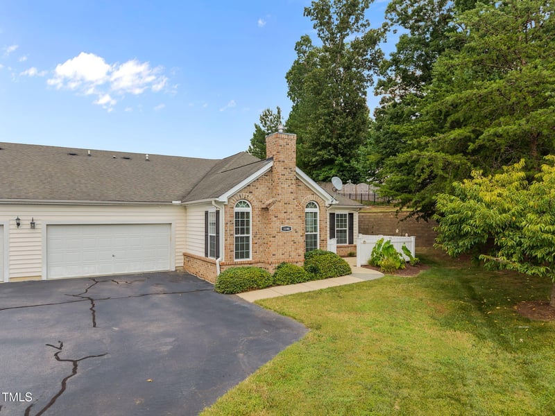1146 Blue Bird Ln, Wake Forest, NC 27587