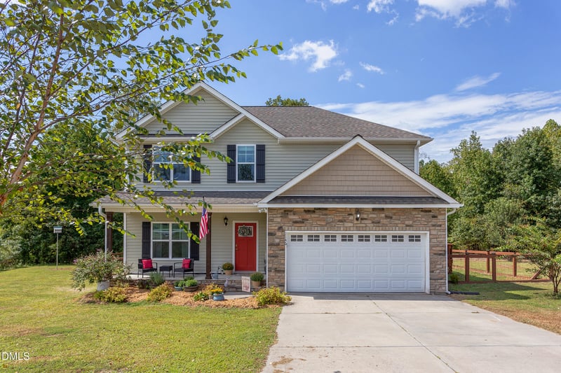 1146 Country Club Ln, Zebulon, NC 27597