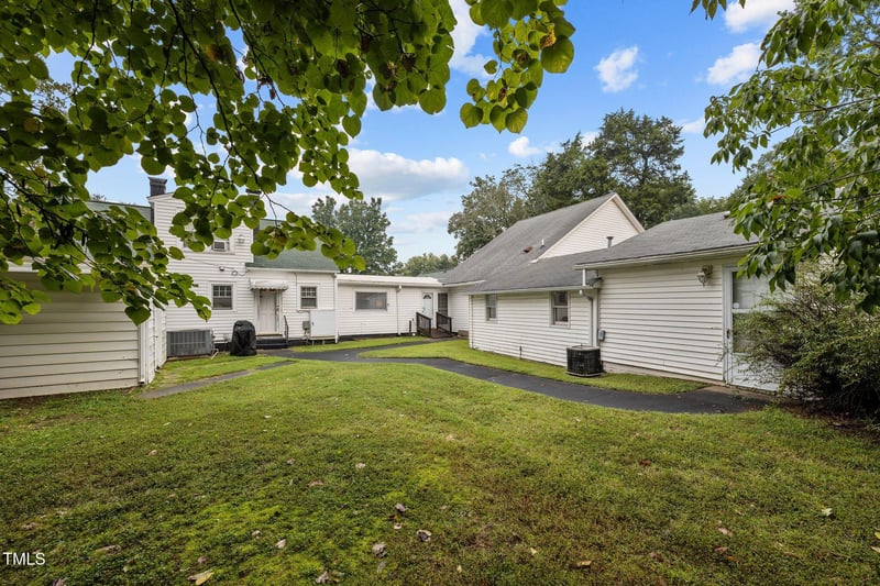 1146 Rogers Rd, Graham, NC 27253
