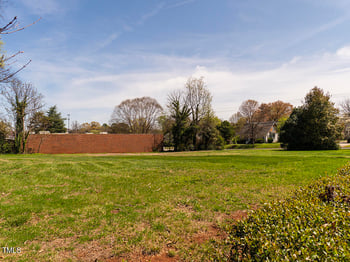 1147 Church St, Burlington, NC 27215