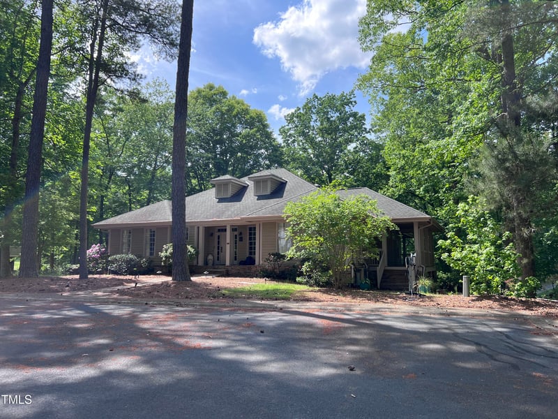 11470 Club Dr, Chapel Hill, NC 27517