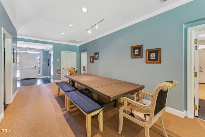 11470 Club Dr, Chapel Hill, NC 27517