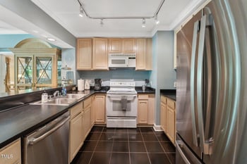 11470 Club Dr, Chapel Hill, NC 27517
