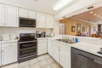 11475 Club Dr, Chapel Hill, NC 27517