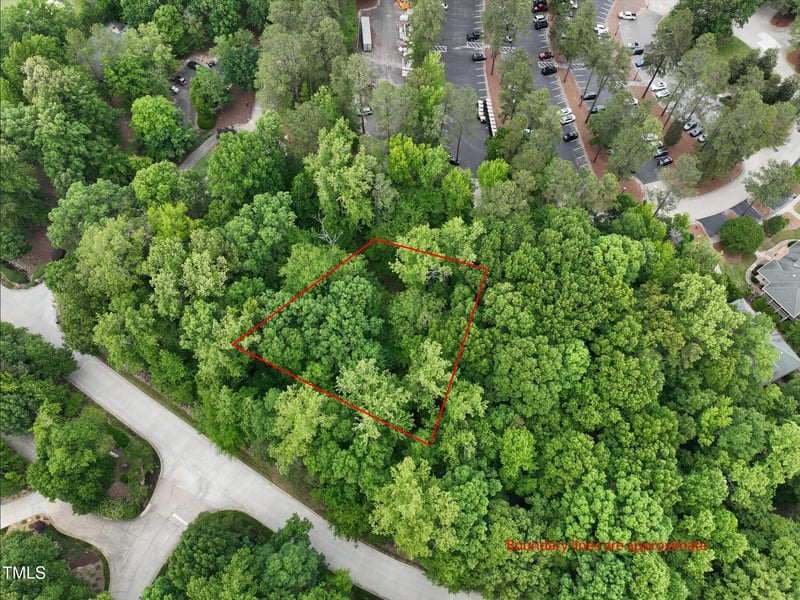 11479 Club Dr, Chapel Hill, NC 27517