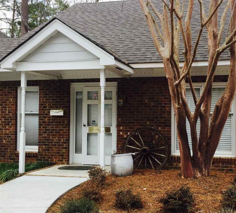 1148 Executive Cir #6, Cary, NC 27511