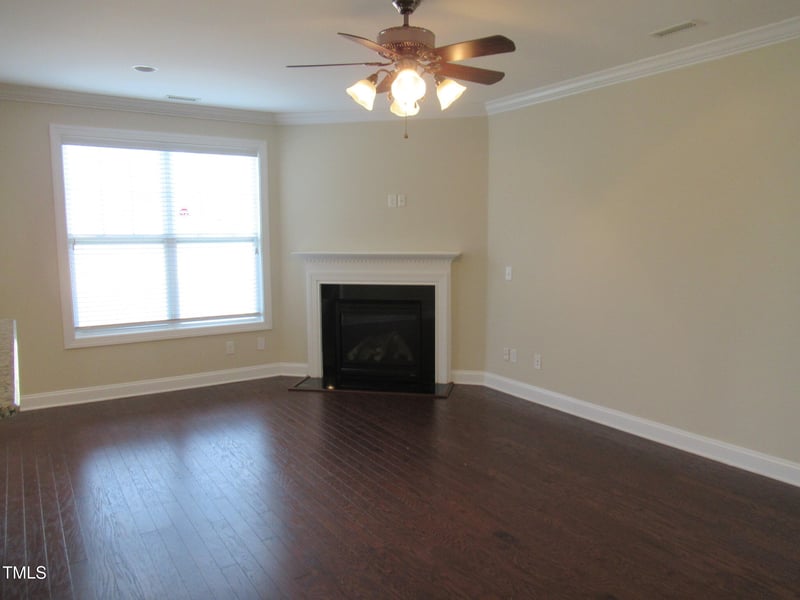 1148 Holland Bend Dr, Cary, NC 27519