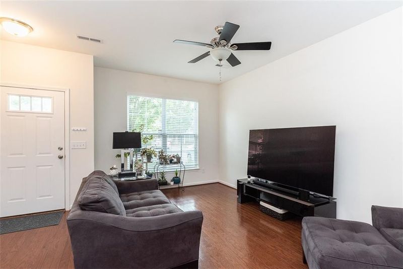1148 Kelso Ln, Burlington, NC 27215