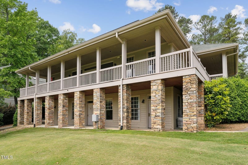11483 Club Dr, Chapel Hill, NC 27517