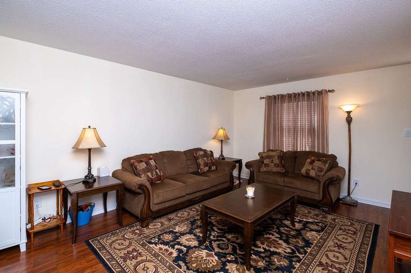 1149 Nottingham Cir, Cary, NC 27511