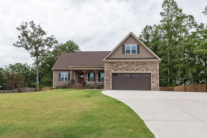 115 Amsterdam Dr, Clayton, NC 27527