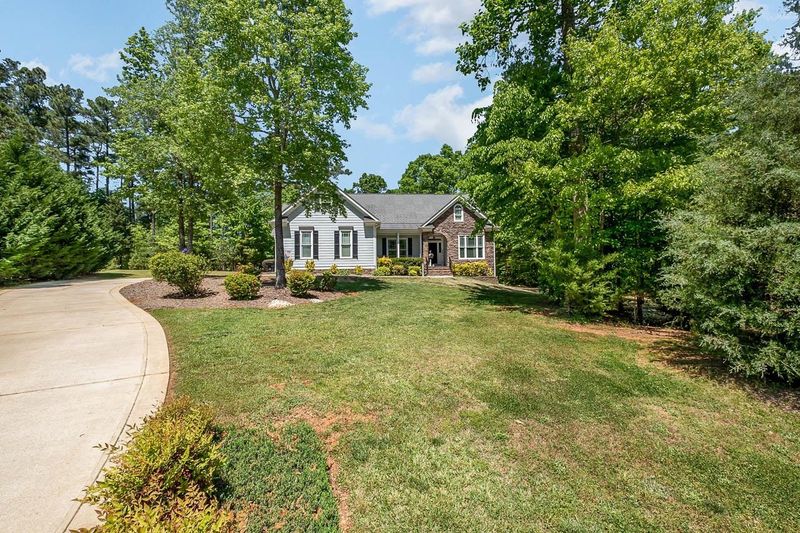 115 Blue Heron Dr, Youngsville, NC 27596