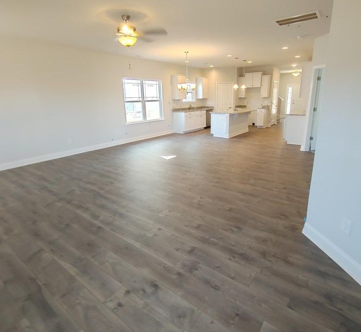 115 Boomer St, Benson, NC 27504