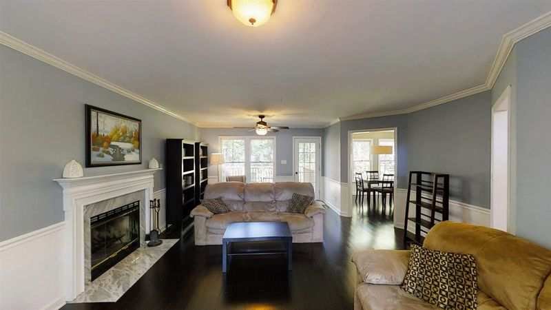 115 Braintree Ct, Cary, NC 27513