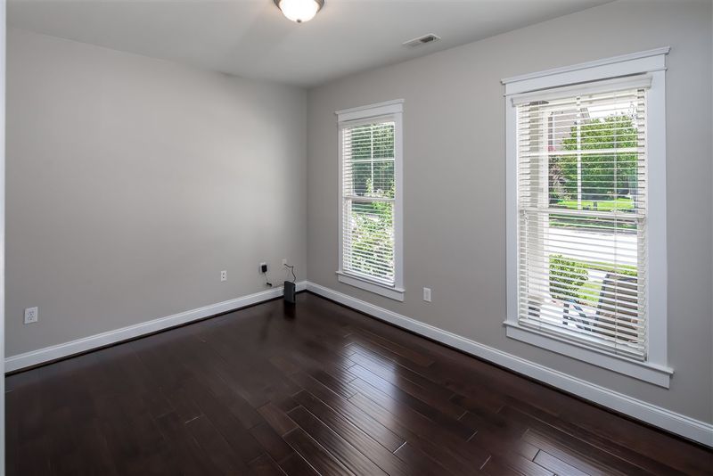 115 Bridgegate Dr, Cary, NC 27519