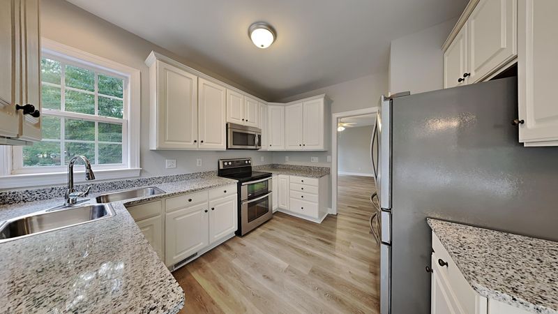 115 Bridgham Pl, Clayton, NC 27527