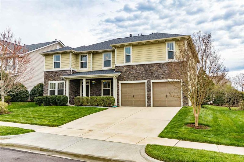 115 Bright Sand Ct, Cary, NC 27519