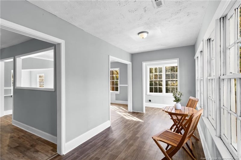 115 Brookwood Ave, Fayetteville, NC 28301