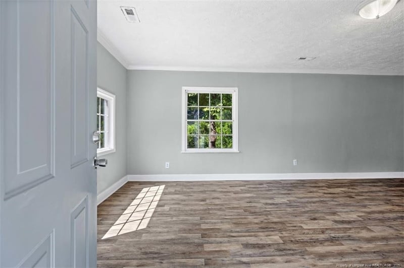 115 Brookwood Ave, Fayetteville, NC 28301
