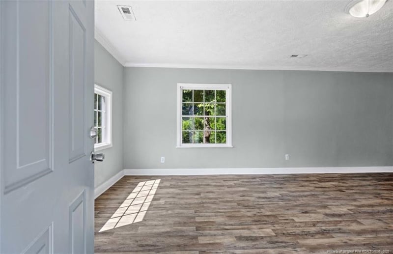 115 Brookwood Ave, Fayetteville, NC 28301