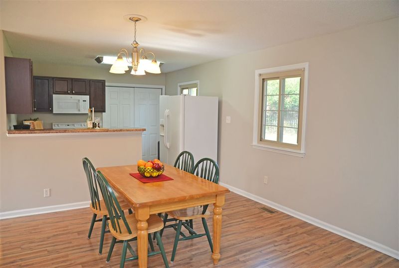 115 Burnham Ct, Garner, NC 27529