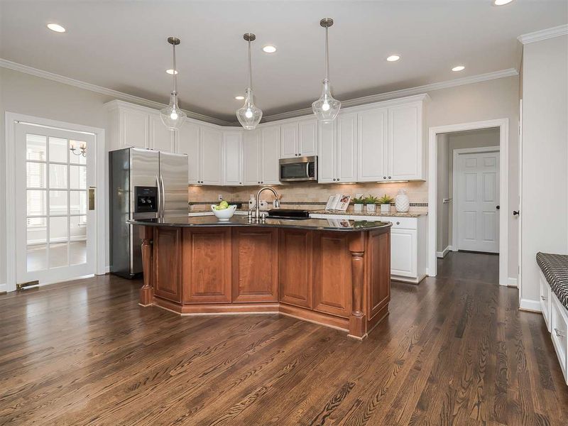 115 Doric Ct, Cary, NC 27560
