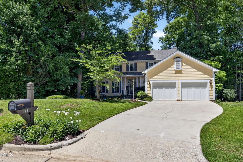 115 Drawbridge Ln, Cary, NC 27513