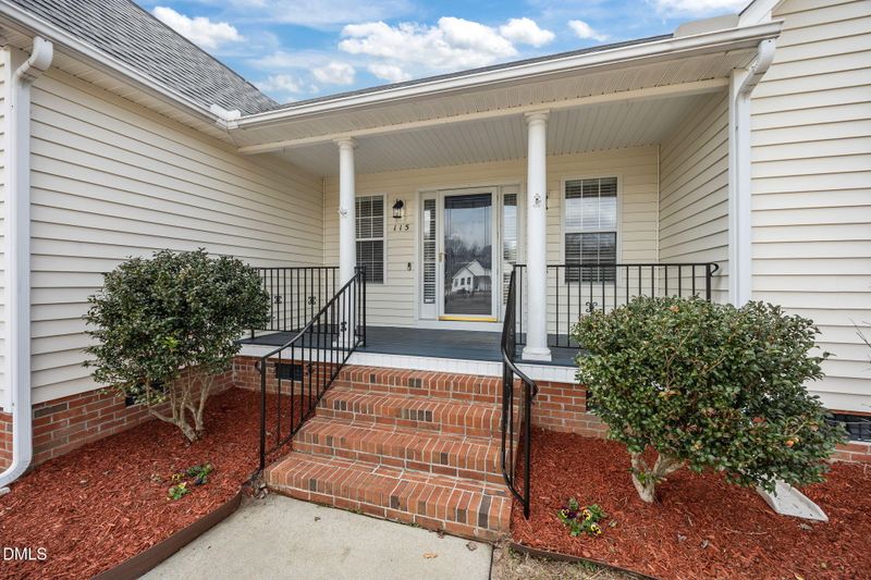 115 Edmondson Dr, Willow Springs, NC 27592