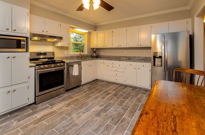115 Foxcroft Ln, Durham, NC 27713