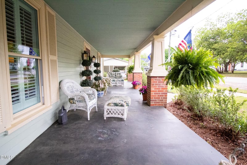 115 Franklin St, Youngsville, NC 27596