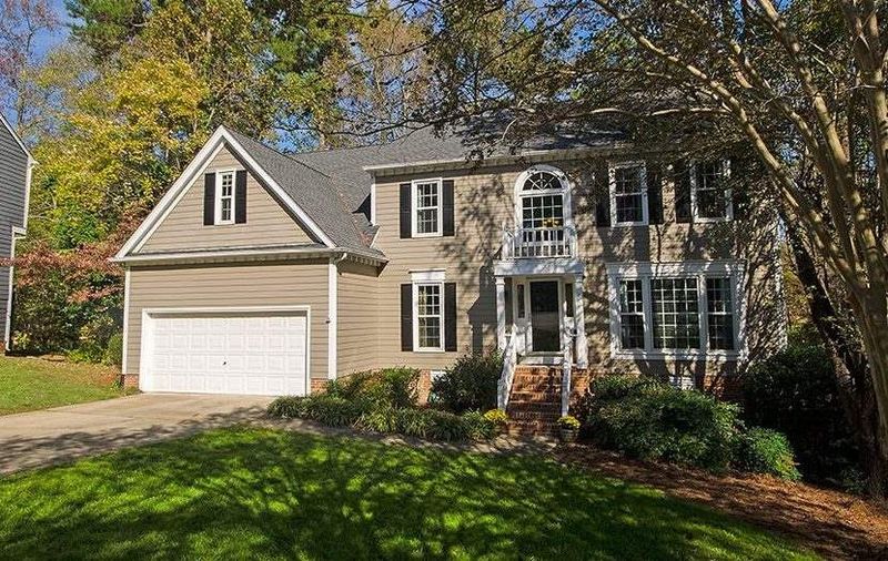 115 Gettysburg Dr, Cary, NC 27513